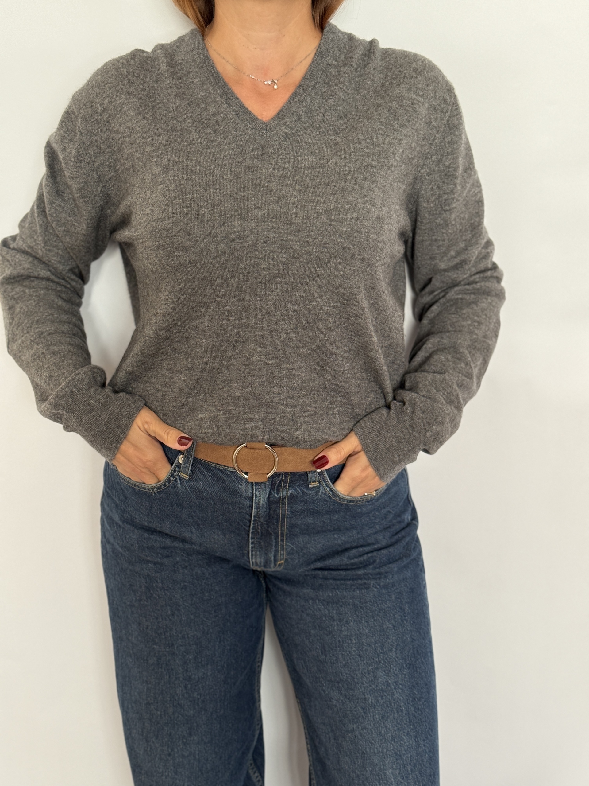 Pulover din cașmir, croi drept, unisex, cu decolteu in anchior, model basic, cu petice în coate, gri- Made in Italy