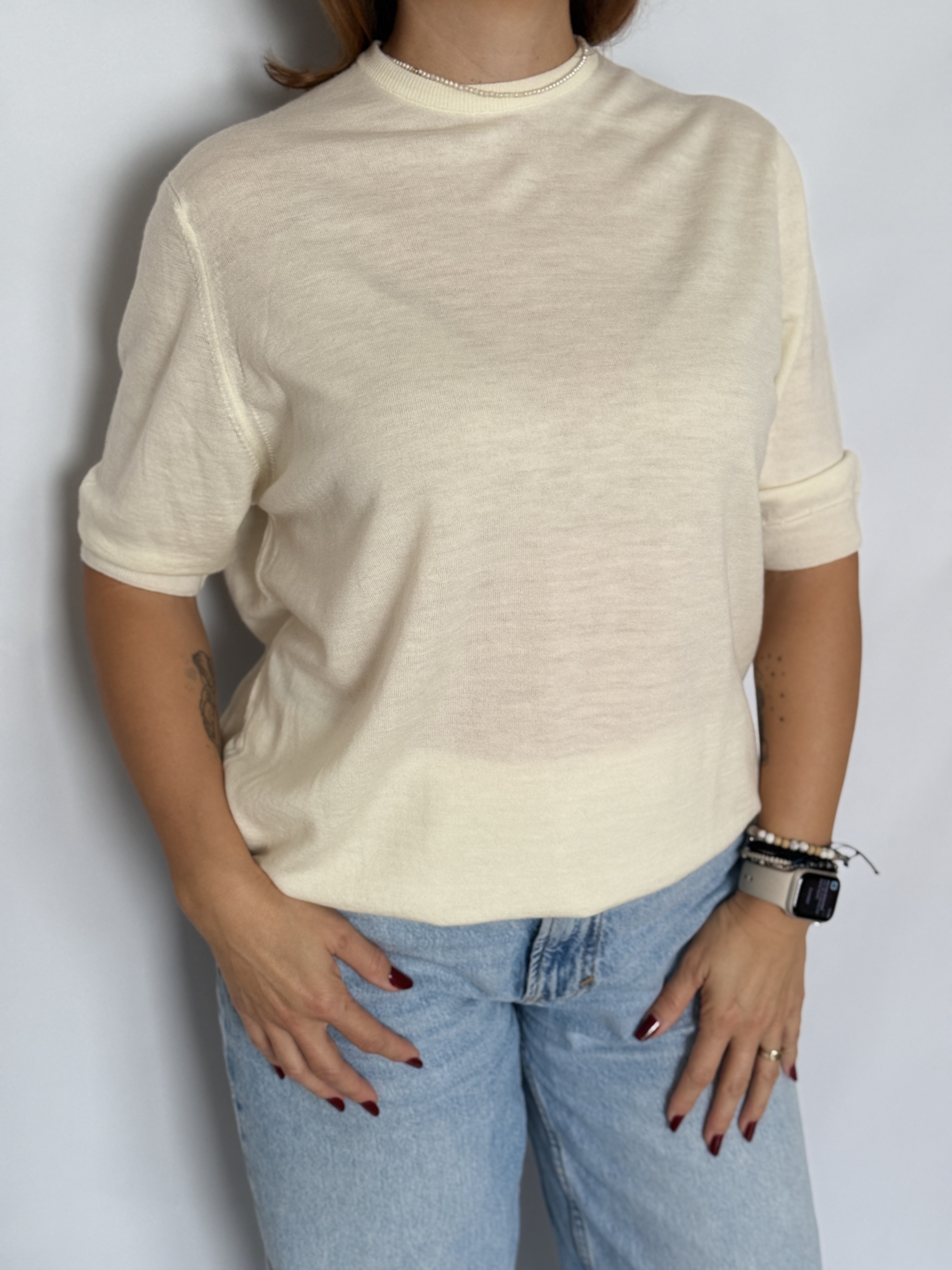Tricou din lână merinos, croi larg, guler rotund, cu fermoar la spate, alb unt - Balheith